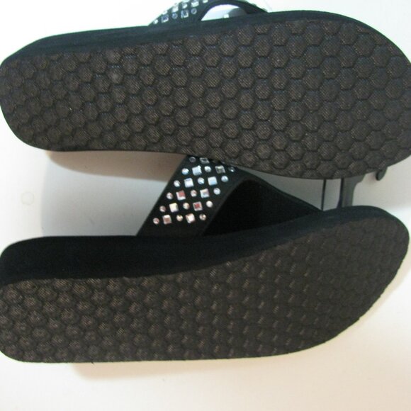 * Time And Tru Sandals Flip Flops NWT Black with Crystals Bling 9 10 11 - Picture 6 of 6